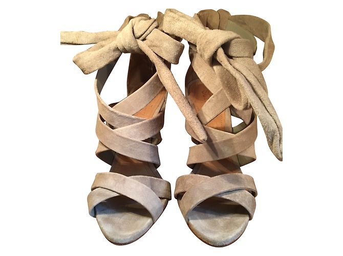Autre Marque SHUTZ Sandalen Grau Hirschleder 10 cm