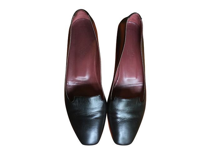 Hermès Holly soft leather slippers Black