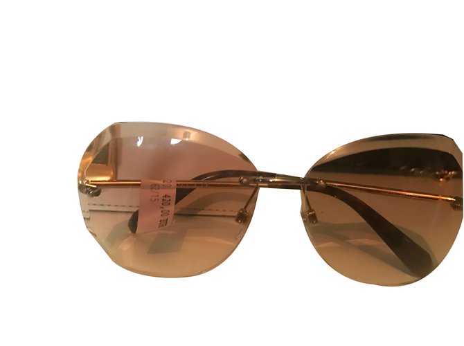 Chanel Gafas de sol Dorado Chapado en oro  ref.39535