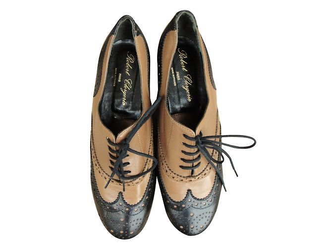 Robert Clergerie Richlieu Scarpe stringate in pelle Caramello