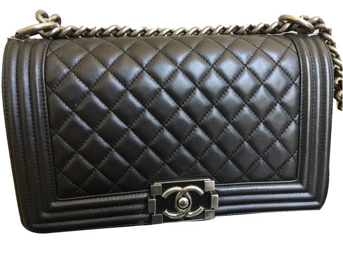 Boy Chanel Handbag Black Leather  ref.39623