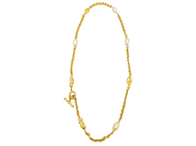Chanel Collana lunga D'oro Metallo  ref.39662