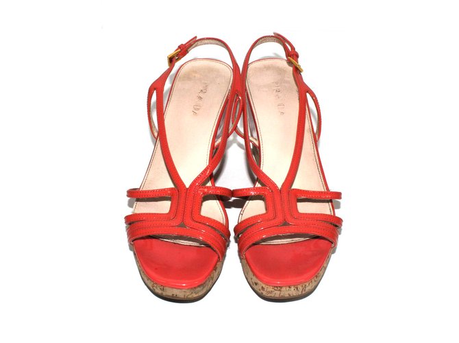 Prada Wedge Sandals Pink Patent leather  ref.39721