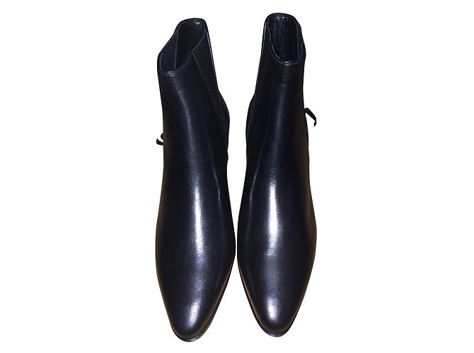 Botines western Saint Laurent de piel negra Negro