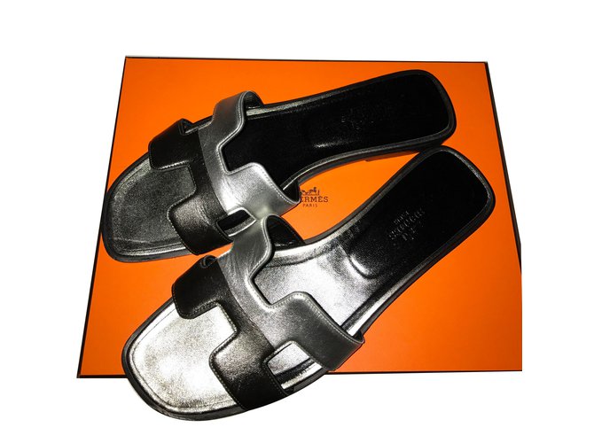 hermes oran sandals silver