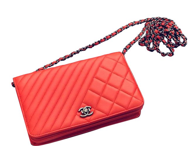 Wallet On Chain Chanel Woc Red Leather  ref.40740