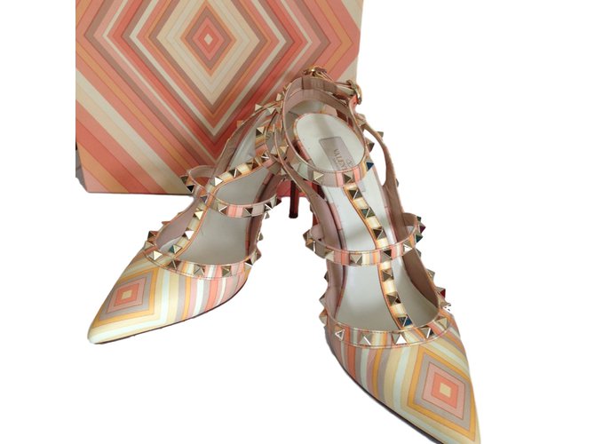 Valentino Garavani Rockstud high heel Pink Multiple colors Cream Eggshell  Patent leather ref.41232 - Joli Closet