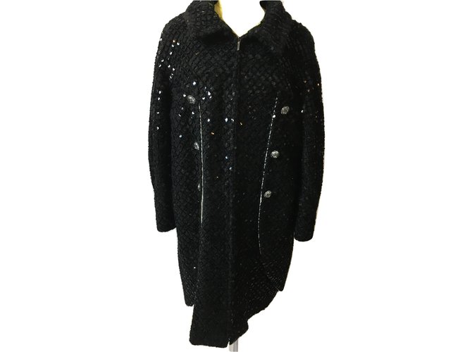 Chanel Coat, Outerwear Black Viscose  ref.41355