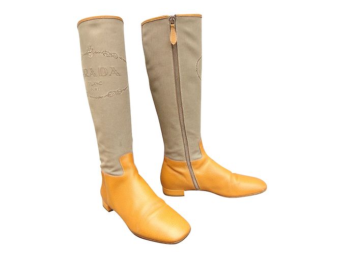 Botas Prada Amarelas de Couro e Lona Monogramada 36IT Amarelo