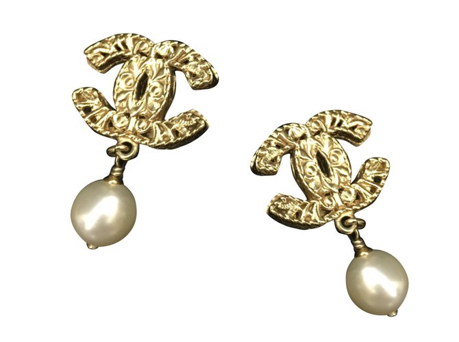 Chanel Earrings Golden  ref.41495