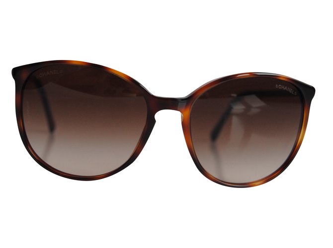 Chanel sunglasses Brown Plastic  ref.41546