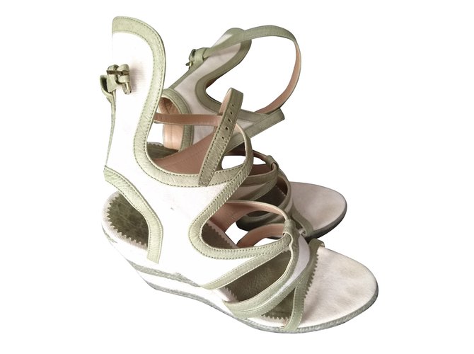 Balenciaga Sandals Beige Khaki Leather Cloth  ref.41562