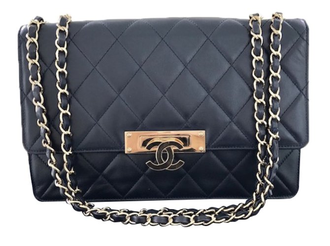 Chanel Handbag Blue Leather  ref.41609