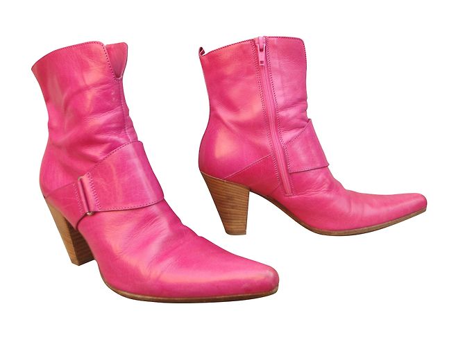 Botines Sartore de piel rosa