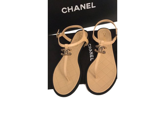 Chanel Sandals Beige Leather  ref.125918