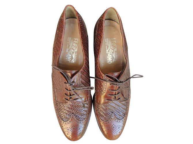 Derbies Salvatore Ferragamo en cuir marron