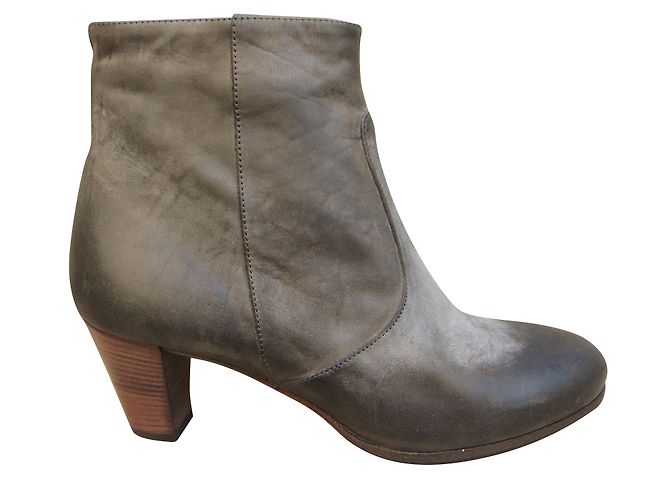 Botas de Cano Curto Ariel Laboratorigarbo em couro marrom 37