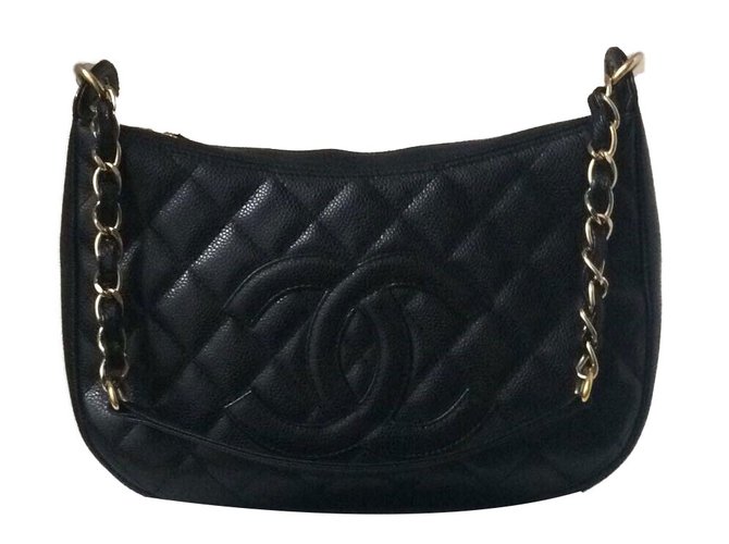 Chanel Handbags Black Leather  ref.42500