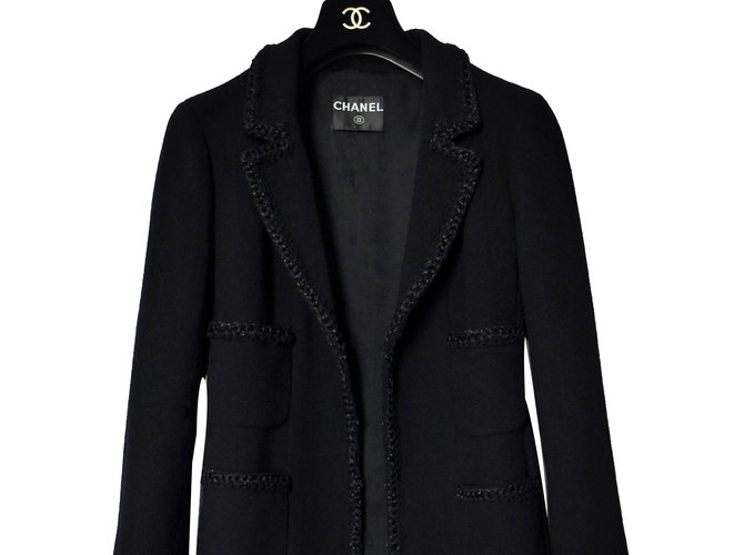 Little black Chanel Jacket Wool ref.42658 - Joli Closet