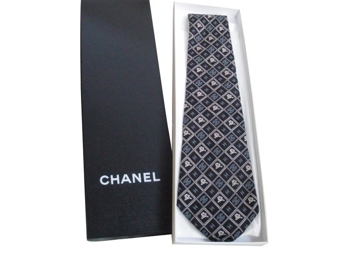 Chanel Krawatten Mehrfarben Seide  ref.42910