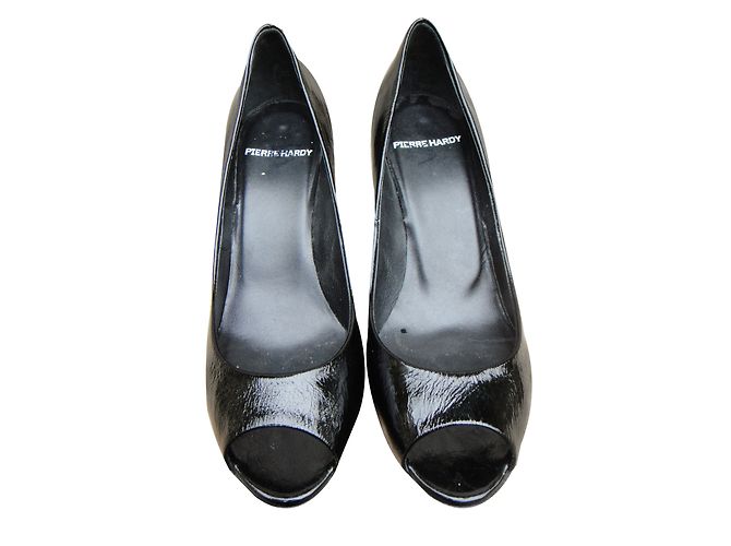 Pierre Hardy Open Toe Pumps Schwarz Lackleder 37