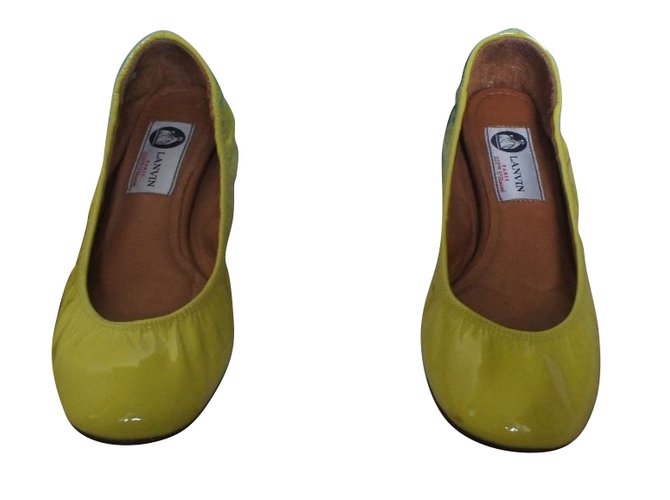 Lanvin Ballet flats Yellow Patent leather  ref.43831