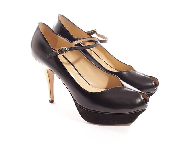 Yves Saint Laurent pompe