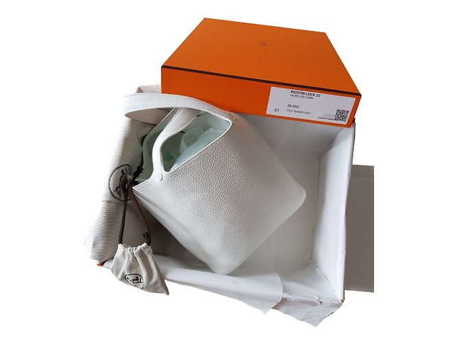 Hermès PICOTIN LOCK 22 TAURILLON CLEMENCE BLANC