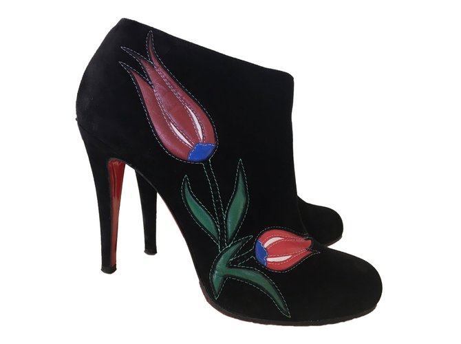 Christian Louboutin Stiefeletten Schwarz Leder  ref.44372