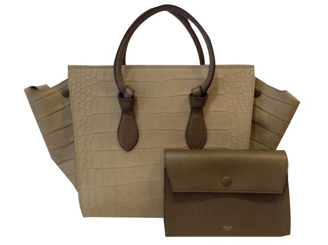 Céline Handbags Taupe Leather  ref.44387