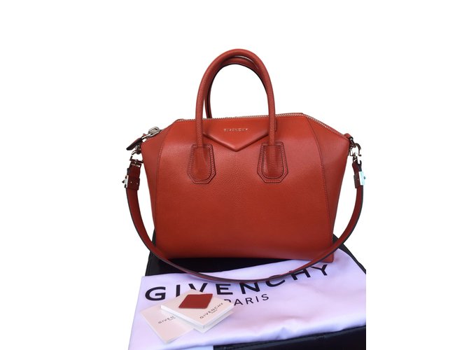 Givenchy ANTIGONA MEDIA Rosso Pelle  ref.44421