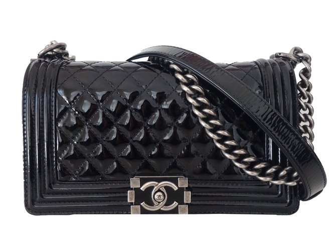 Boy Chanel Handbags Black Patent leather  ref.44624