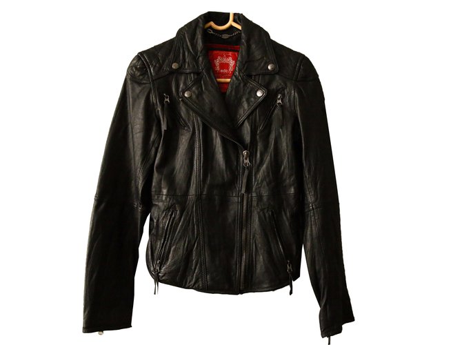 Autre Marque Biker jackets Black Leather  ref.44793
