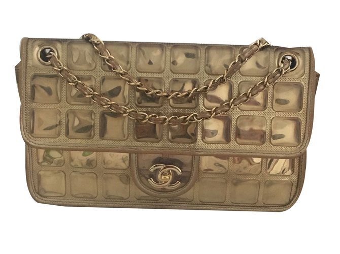 Chanel Handbag Golden Patent leather  ref.44818