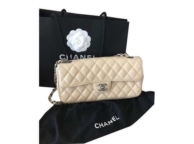 Chanel Bolsa Cru Couro  ref.44829