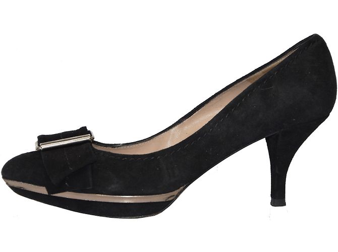 Pura Lopez Heels
