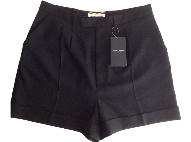 Saint Laurent Pantalones cortos Negro Lana  ref.44912