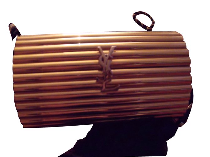 Yves Saint Laurent Bolsas, carteiras, casos Dourado Metal  ref.44982