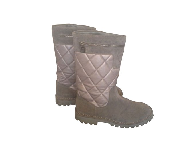 Chanel Boots Grey Leather  ref.45021