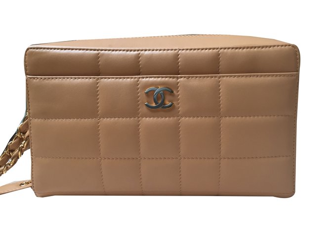 Chanel Handbag Beige Lambskin  ref.45177