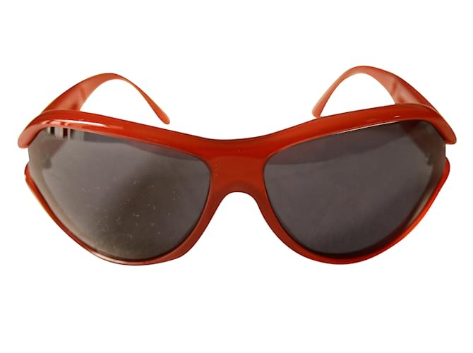 Chanel Sunglasses Red Plastic  ref.45253