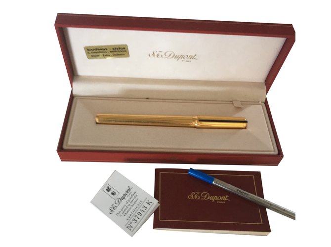 St Dupont Misc Golden Yellow gold Gold  ref.45254