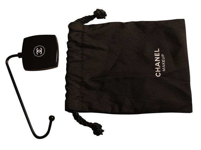 Chanel Accroche sac Plastique Noir  ref.45264