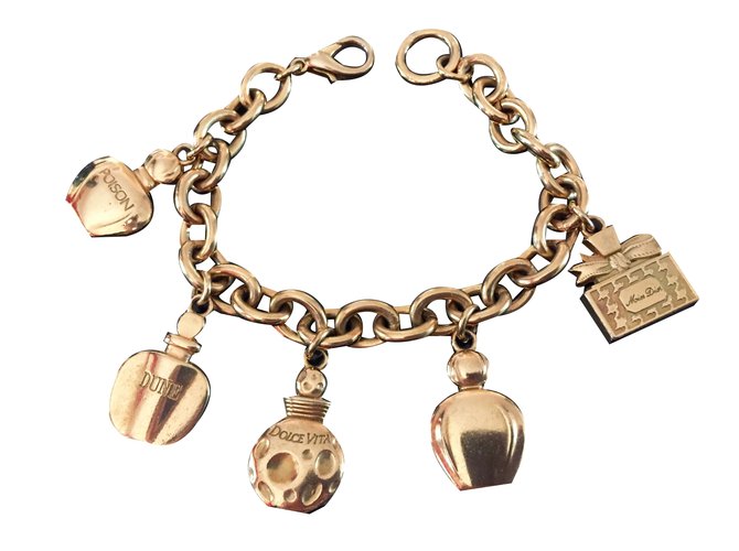 Bracelet à charms Dior Métal Doré  ref.45401