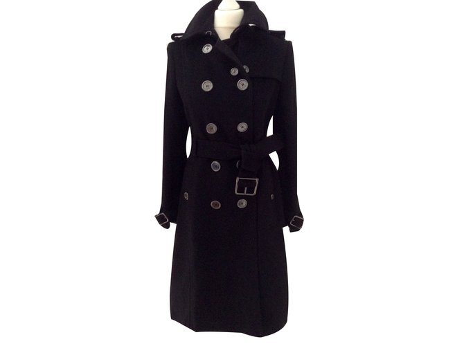 Burberry Coats, Outerwear Black Wool  ref.45470