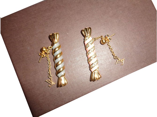 Louis Vuitton Earrings Golden Metal  ref.45485