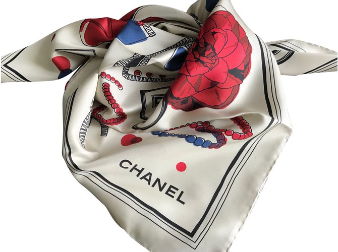 Chanel Scarf Cream Silk  ref.45567