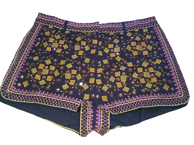 Antik Batik Pantalones cortos
