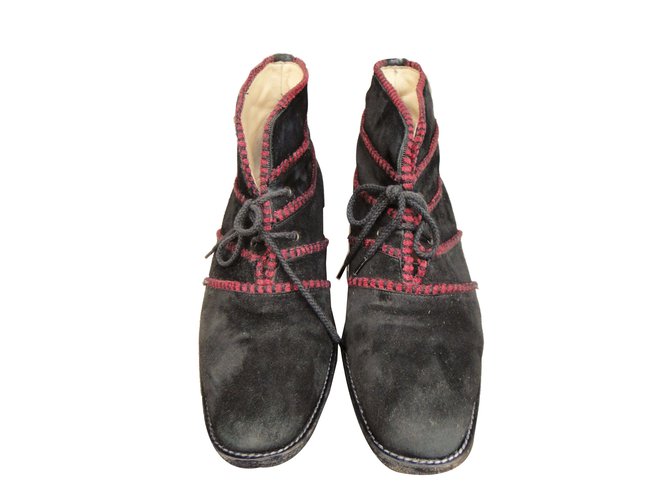 Manolo Blahnik Ankle Boots Black Deerskin  ref.45618