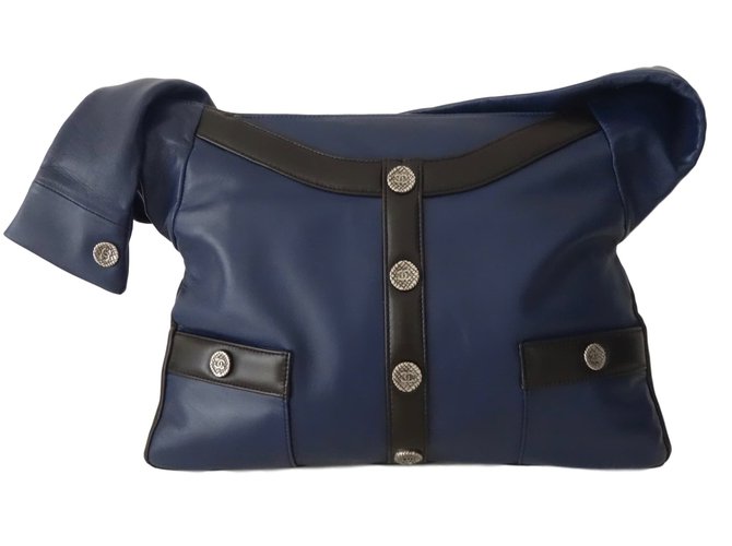 Chanel Handbags Blue Leather  ref.45675